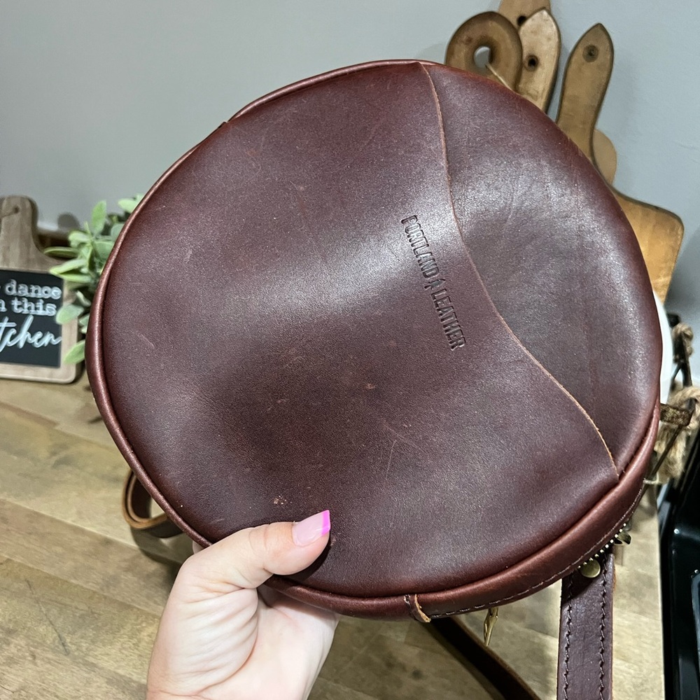 Portland Leather Almost Perfect Round Crossbody Large